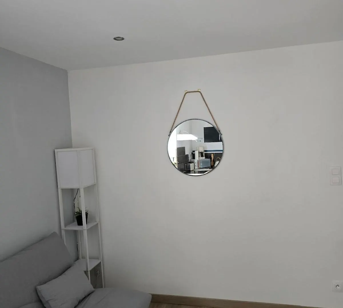 Апартаменты Un Pied-A-Terre Мийо